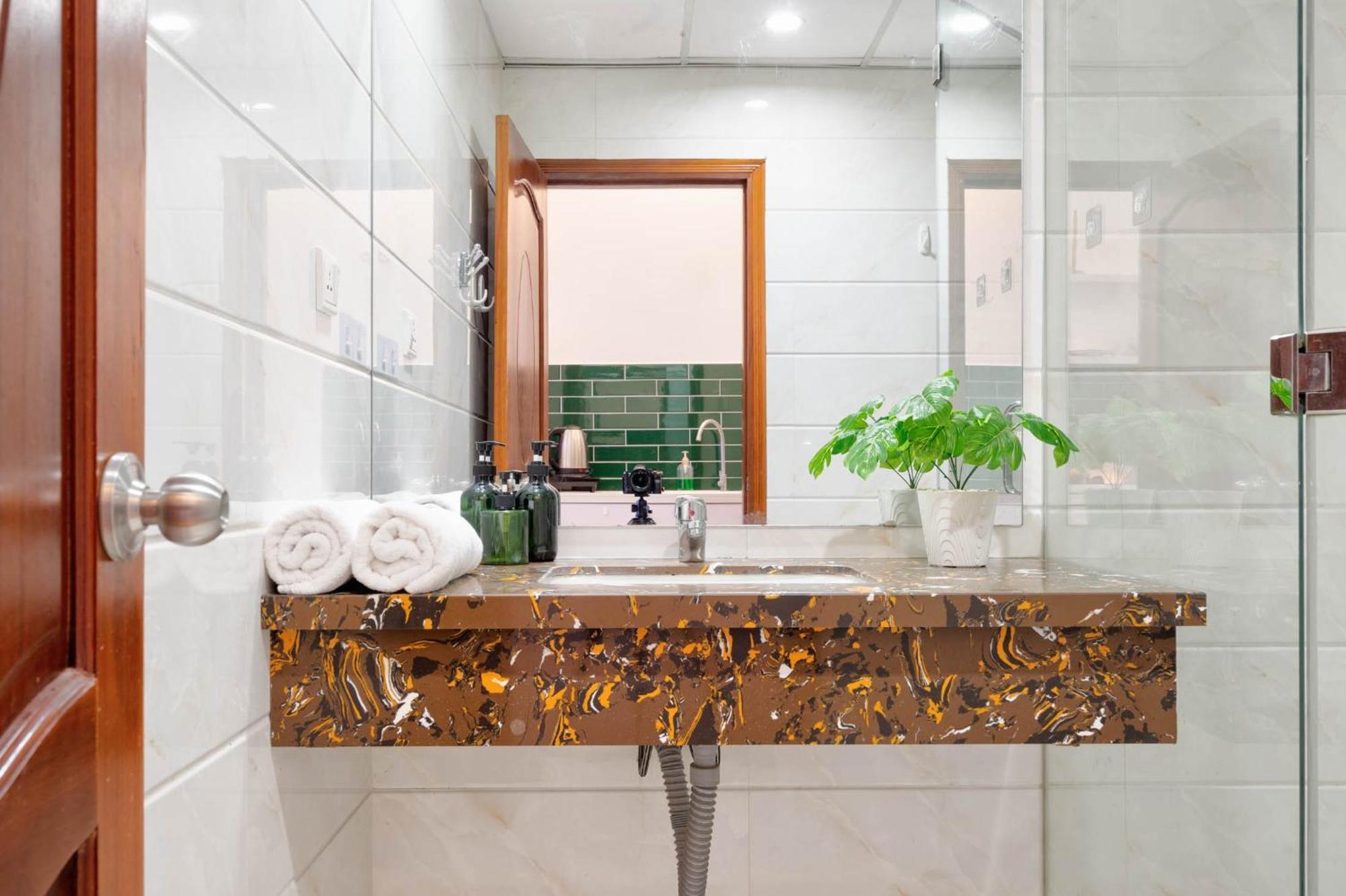 Center D1 Near Ben Thanh Market Bed & Breakfast *